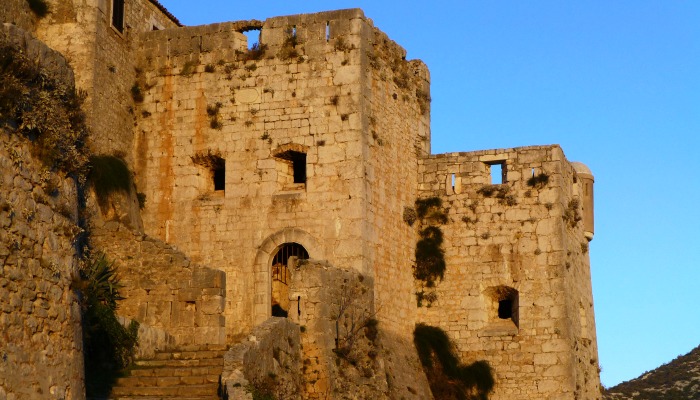  Kliss Fortress