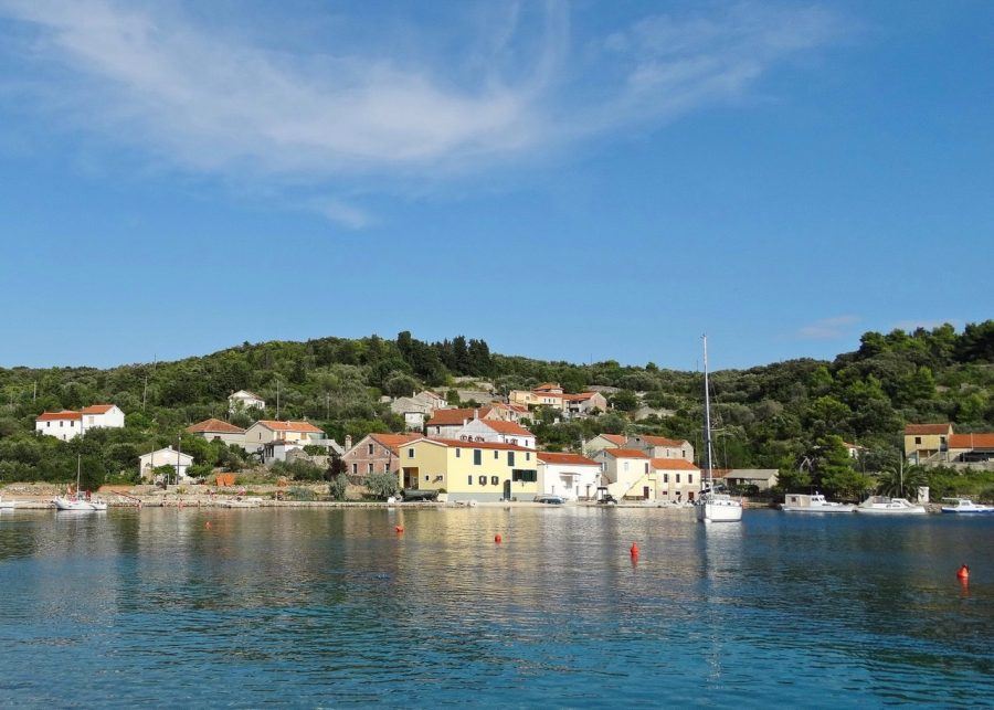 Best Places to Visit_Rava Island - Croatia Travel Blog