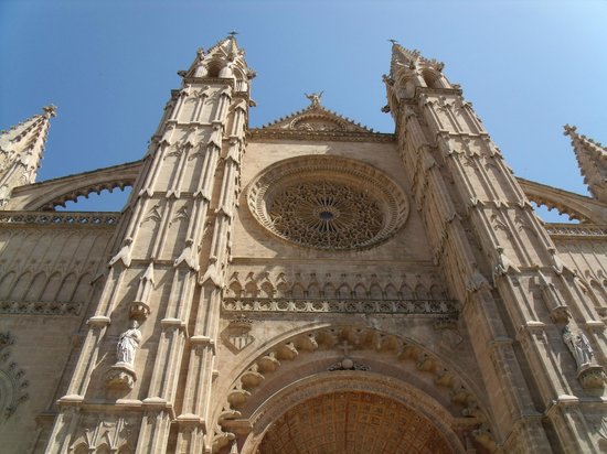  A Beatiful Border City In Spain-Majorca