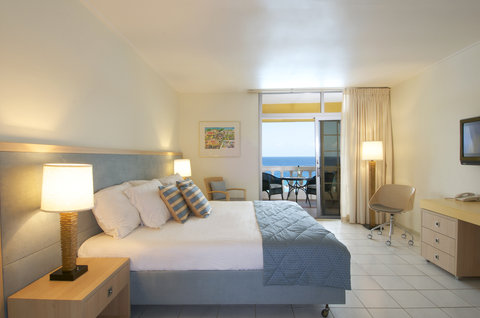 Budget caribbean hotel-Avila Hotel 