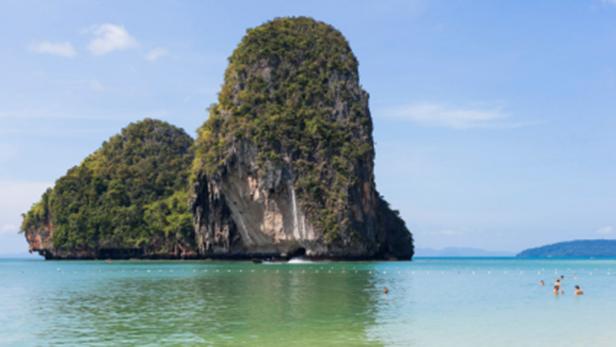 unique-beach-experiences-thailand
